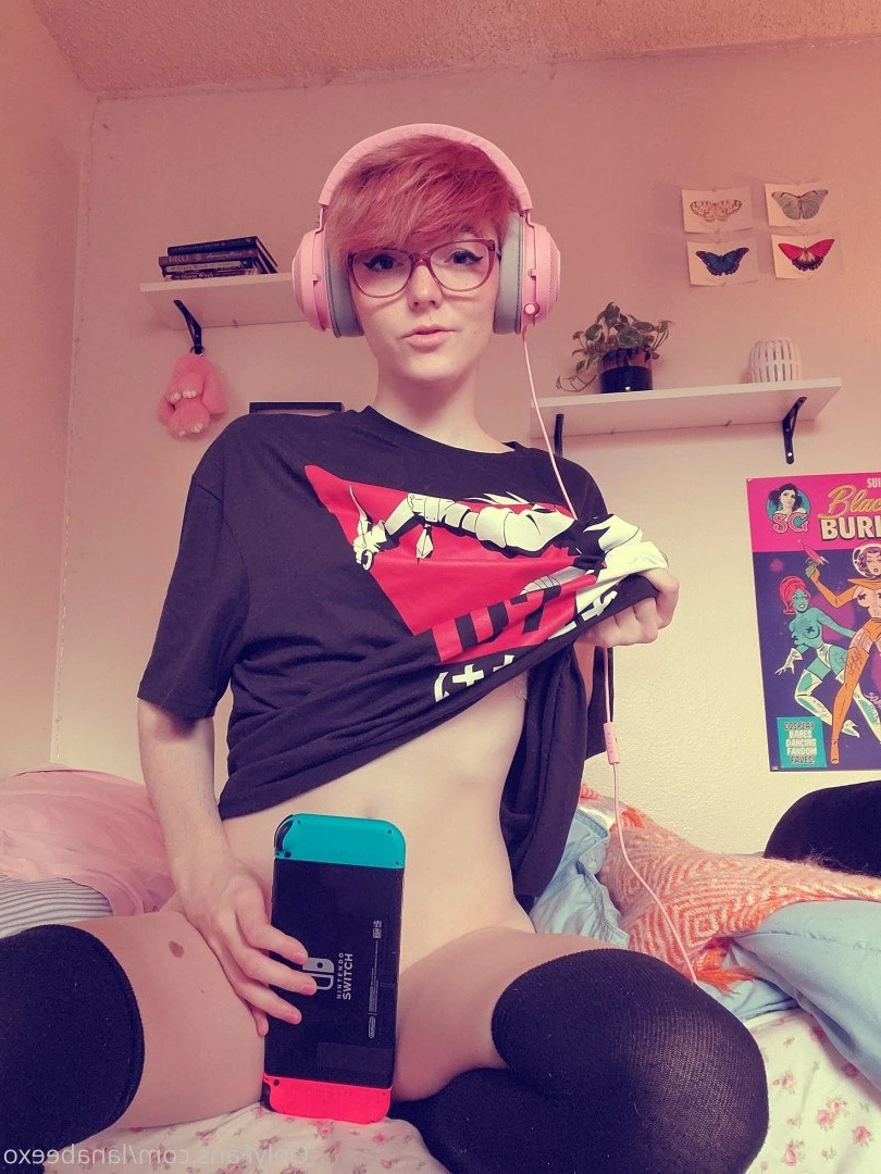Lana Bee 🐶 (they/them) [ lanabeexo ] Onlyfans leaked photo 3242934 on Hotleaks.tv