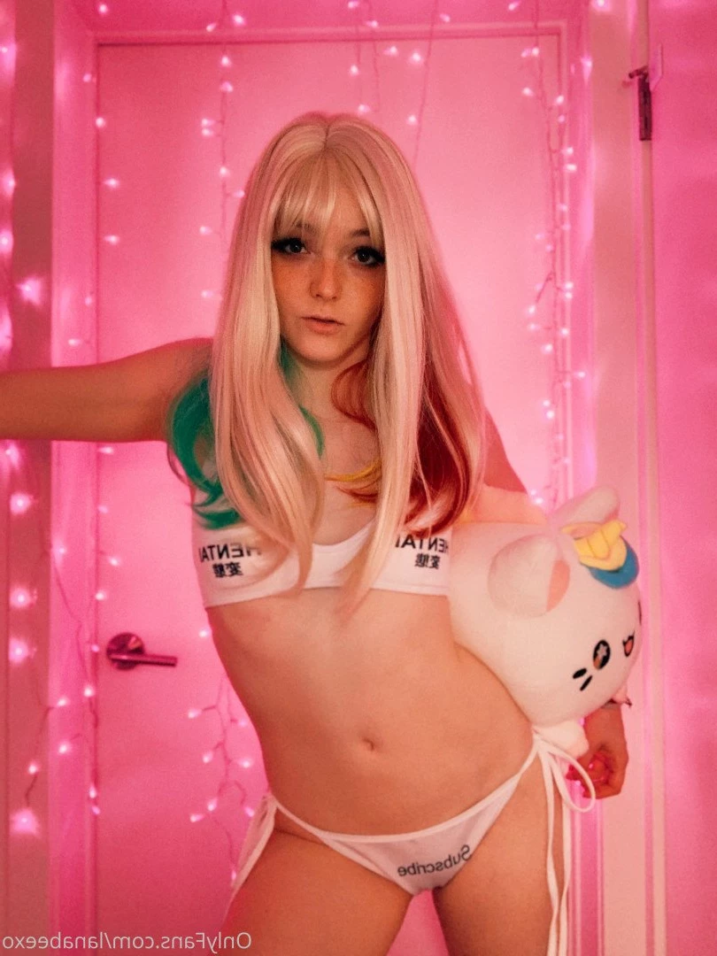 Lana Bee 🐶 (they/them) [ lanabeexo ] Onlyfans leaked photo 3248426 on Hotleaks.tv
