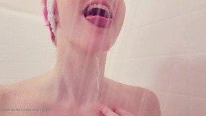 Lana Bee 🐶 (they/them) [ lanabeexo ] Onlyfans leaked video 4031133 on Hotleaks.tv