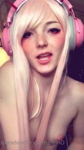 Lana Bee 🐶 (they/them) [ lanabeexo ] Onlyfans leaked video 4031161 on Hotleaks.tv