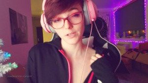 Lana Bee 🐶 (they/them) [ lanabeexo ] Onlyfans leaked video 4037778 on Hotleaks.tv