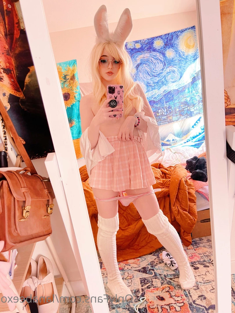 Lana Bee 🐶 (they/them) [ lanabeexo ] Onlyfans leaked photo 9432574 on Hotleaks.tv