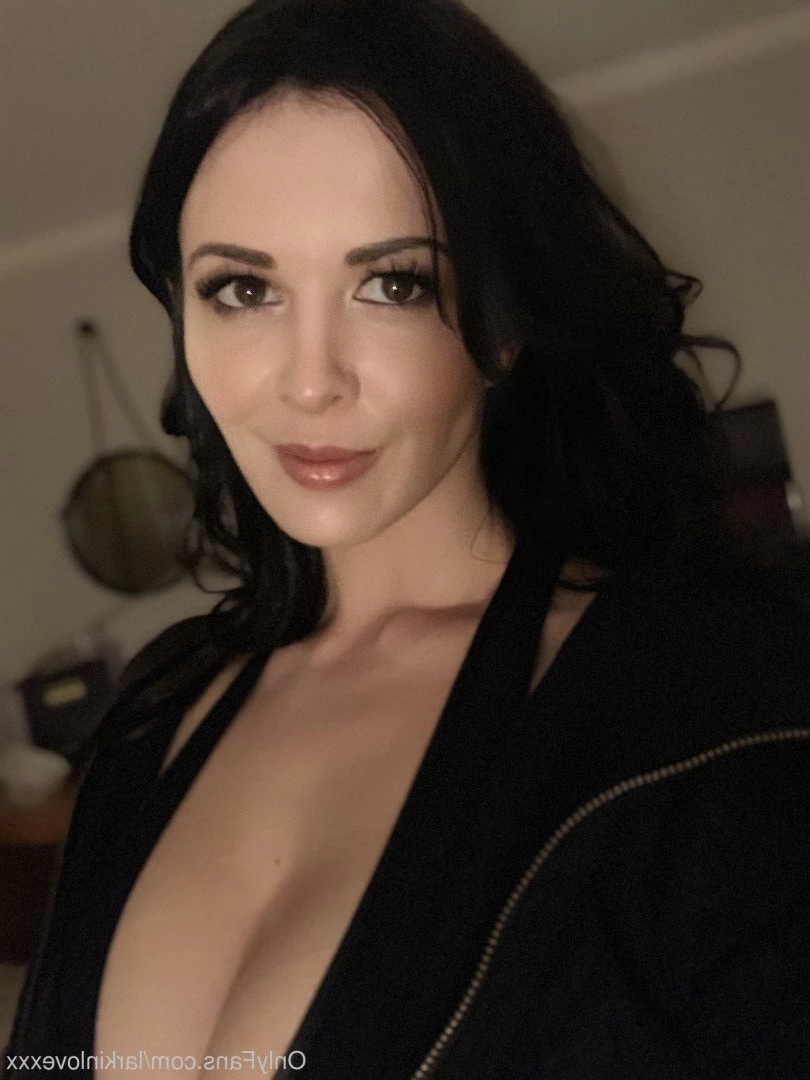 larkinlovexxx Onlyfans leaked photo 3103113 on Hotleaks.tv
