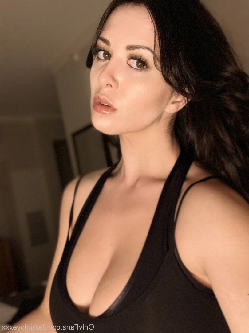 larkinlovexxx Onlyfans leaked photo 3103917 on Hotleaks.tv