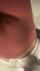 1372288