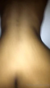 1372306