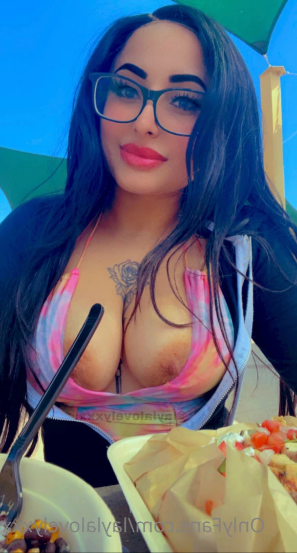 🅕🅐🅒🅘🅐🅛  🅠🅤🅔🅔🅝  🅛🅐🅨🅛🅐  🅛🅞🅥🅔🅛🅨 [ laylalovelyxxx ] Onlyfans leaked photo 11466468 on Hotleaks.tv