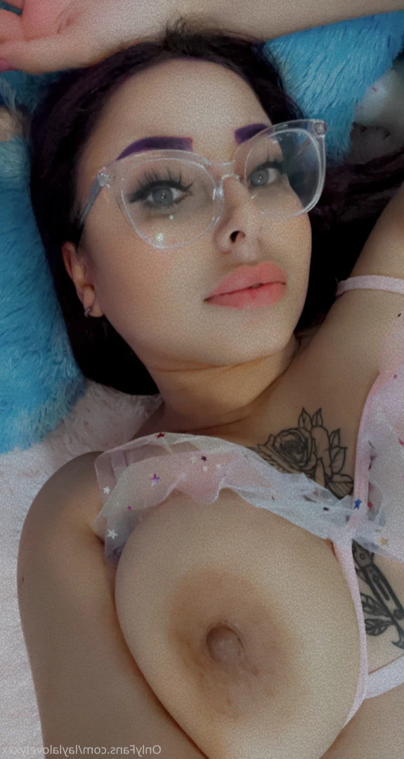 🅕🅐🅒🅘🅐🅛  🅠🅤🅔🅔🅝  🅛🅐🅨🅛🅐  🅛🅞🅥🅔🅛🅨 [ laylalovelyxxx ] Onlyfans leaked photo 11809080 on Hotleaks.tv