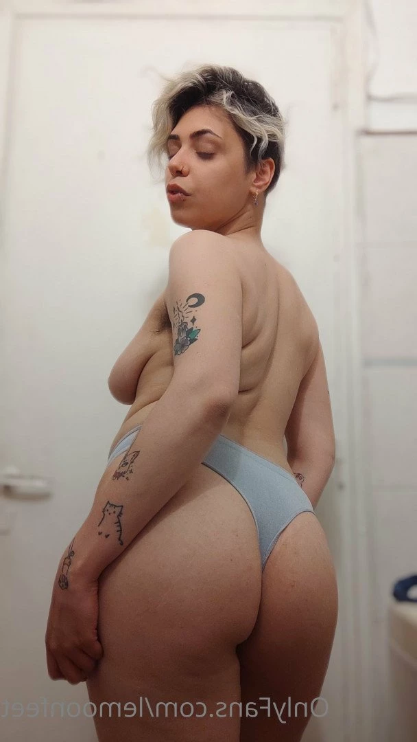 Le Moon [ lemoonfeet ] Onlyfans leaked photo 3172805 on Hotleaks.tv