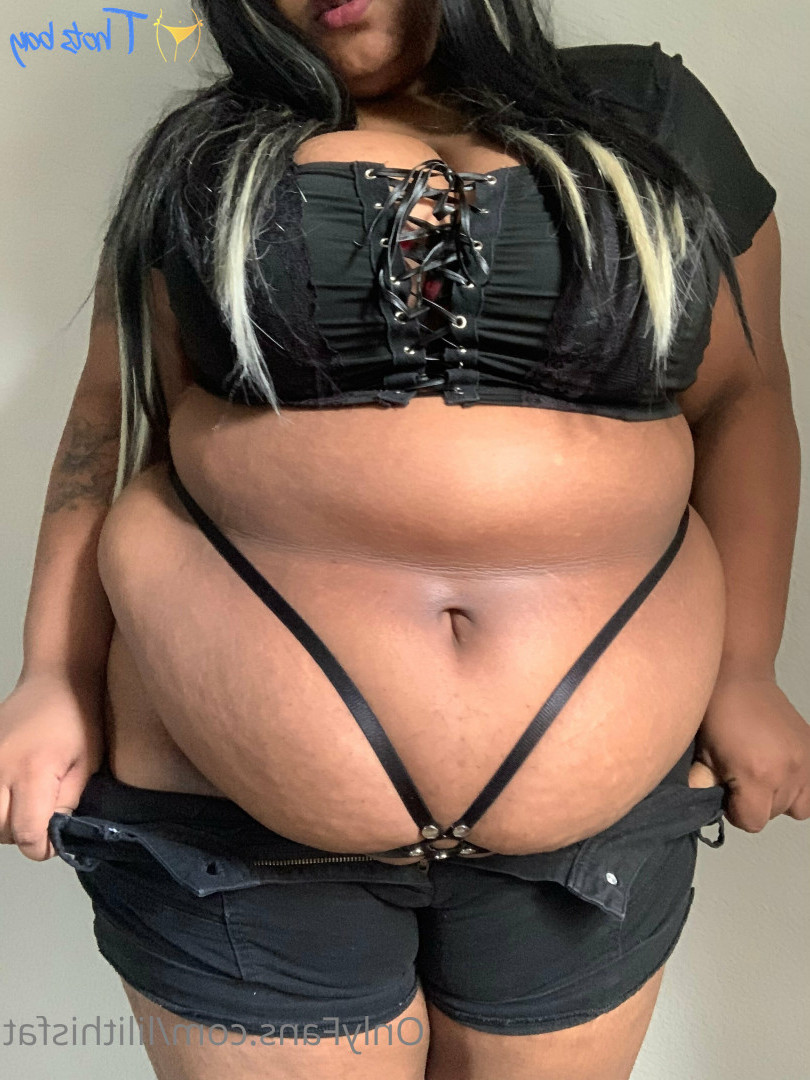 Lilith🖤 [ lilithisfat ] Onlyfans leaked photo 18200273 on Hotleaks.tv
