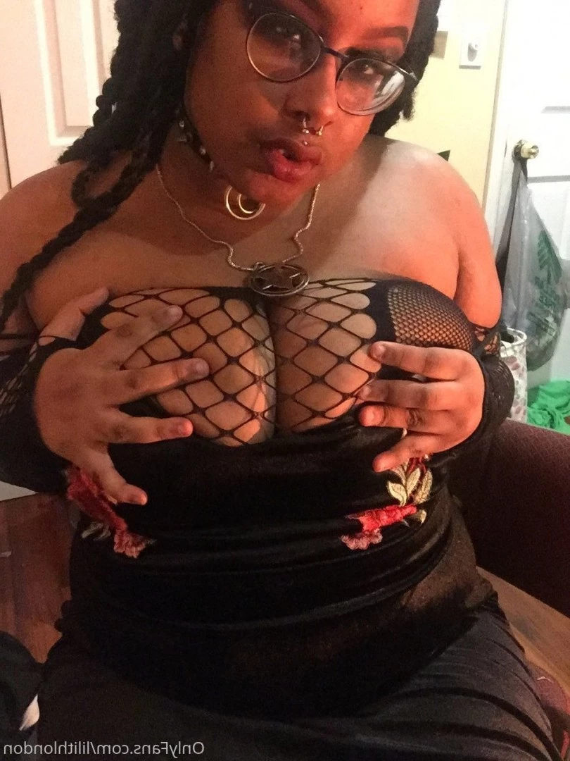 Lilith🖤 [ lilithisfat ] Onlyfans leaked photo 3139883 on Hotleaks.tv