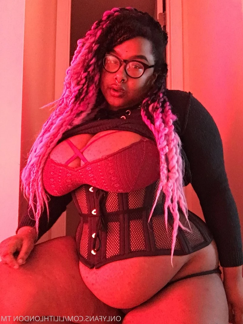 Lilith🖤 [ lilithisfat ] Onlyfans leaked photo 3180400 on Hotleaks.tv
