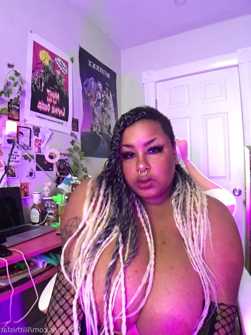 Lilith🖤 [ lilithisfat ] Onlyfans leaked photo 5900419 on Hotleaks.tv