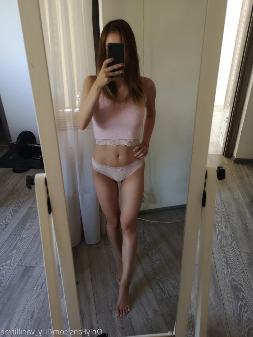 Lilly Vanilli [ lilly_vanillifree ] Onlyfans leaked photo 6048379 on Hotleaks.tv