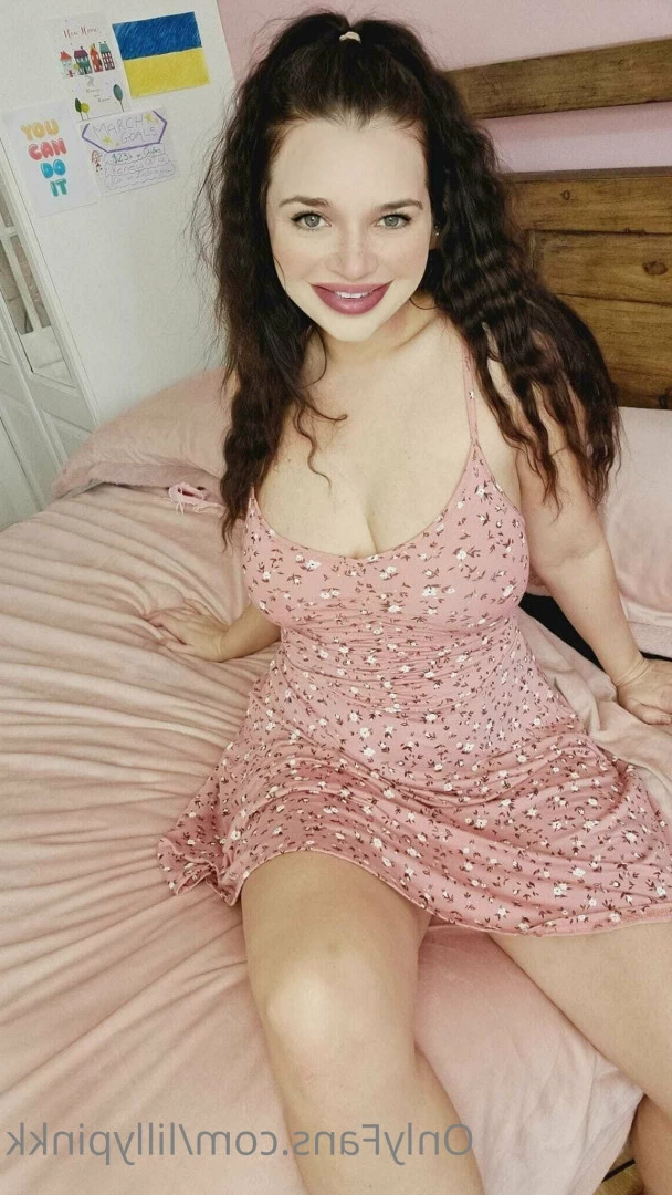 𝗟𝗶𝗹𝗹𝘆 𝗣 🧡💕 [ lillypinkk ] Onlyfans leaked photo 9763516 on Hotleaks.tv