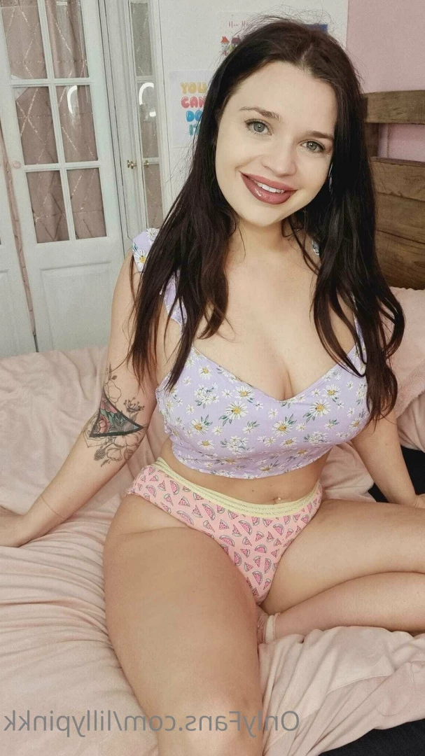 𝗟𝗶𝗹𝗹𝘆 𝗣 🧡💕 [ lillypinkk ] Onlyfans leaked photo 9787909 on Hotleaks.tv