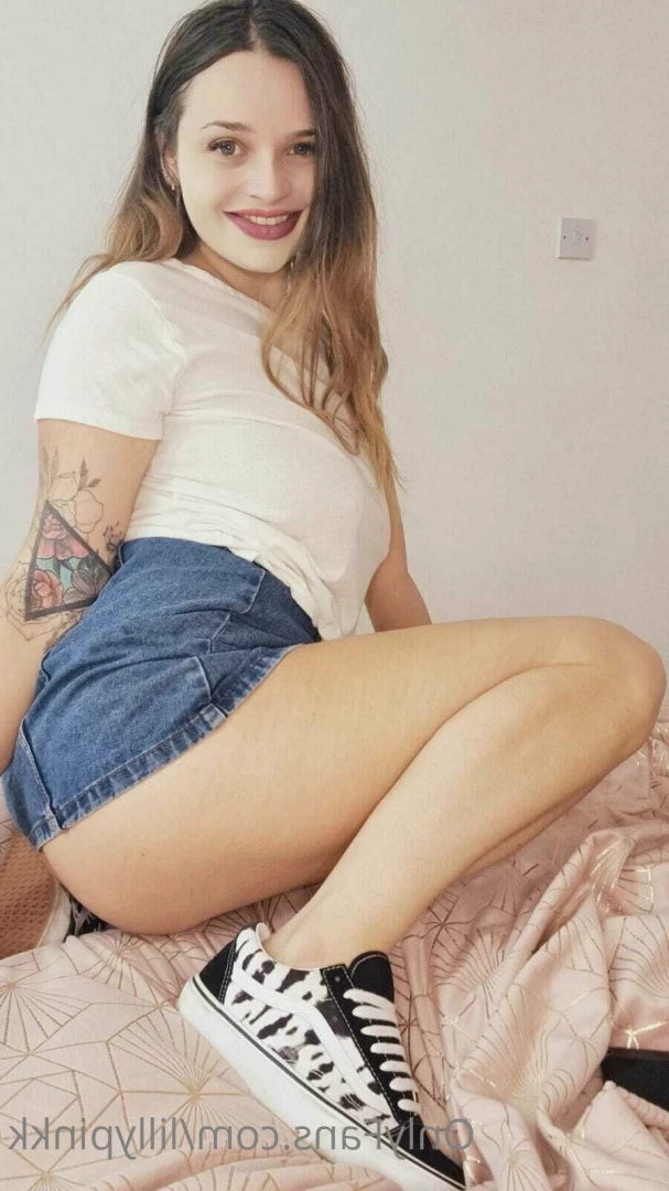 𝗟𝗶𝗹𝗹𝘆 𝗣 🧡💕 [ lillypinkk ] Onlyfans leaked photo 9795712 on Hotleaks.tv