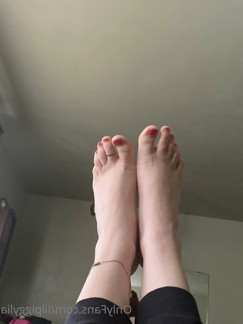 just a slave bitch [ lilpiggylia ] Onlyfans leaked photo 3137356 on Hotleaks.tv