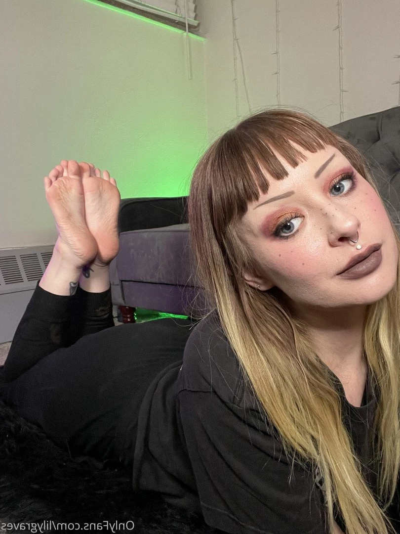 lily graves [ lilygraves ] Onlyfans leaked photo 3005602 on Hotleaks.tv