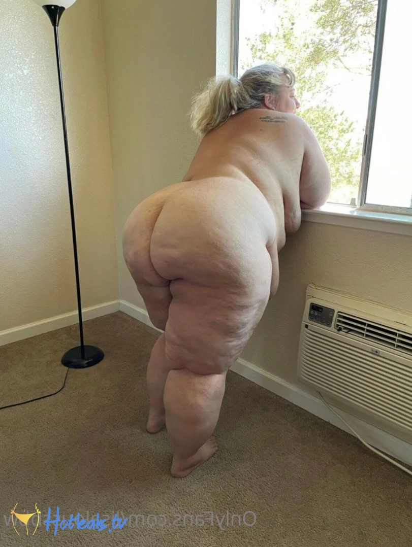 LisaLou [ lisaloussbbw ] Onlyfans leaked photo 3158613 on Hotleaks.tv