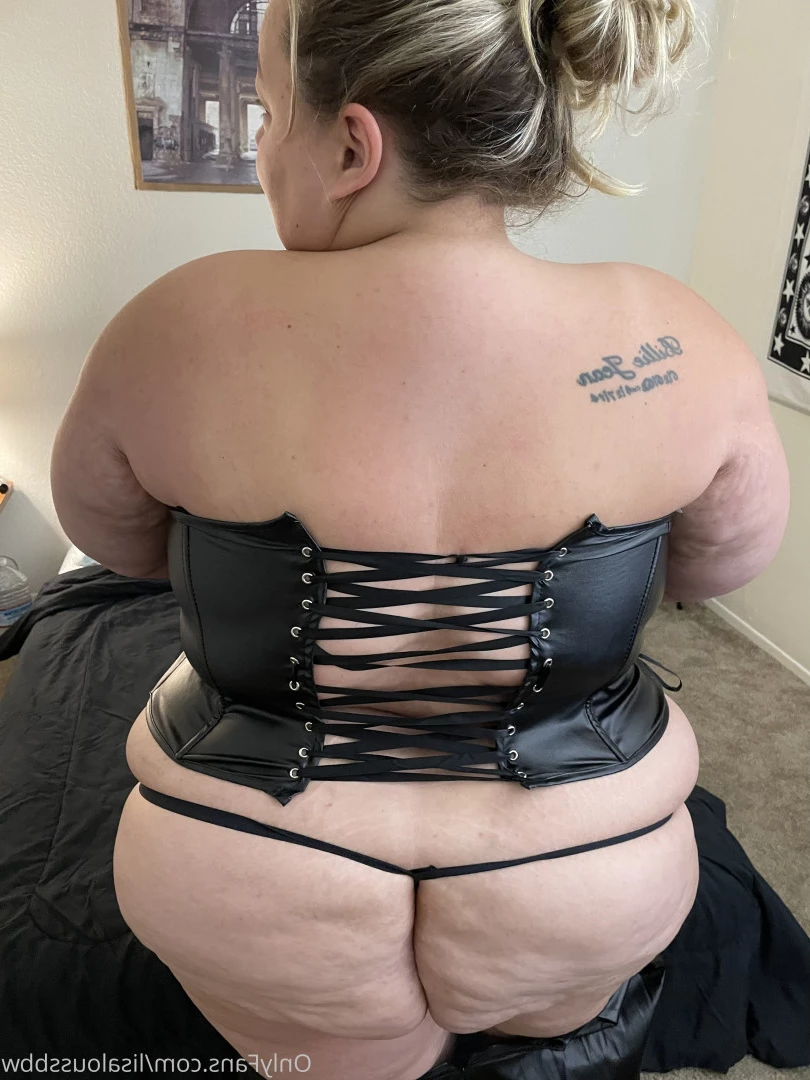 LisaLou [ lisaloussbbw ] Onlyfans leaked photo 6232497 on Hotleaks.tv