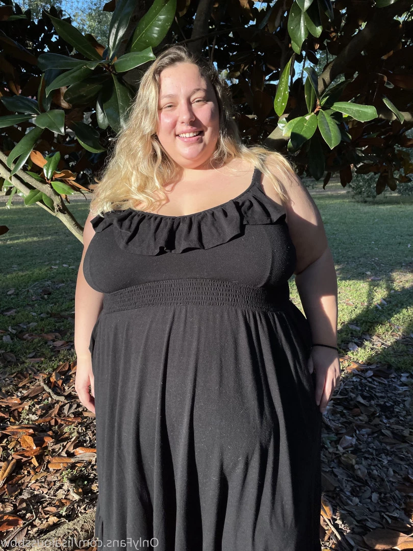 LisaLou [ lisaloussbbw ] Onlyfans leaked photo 6233051 on Hotleaks.tv