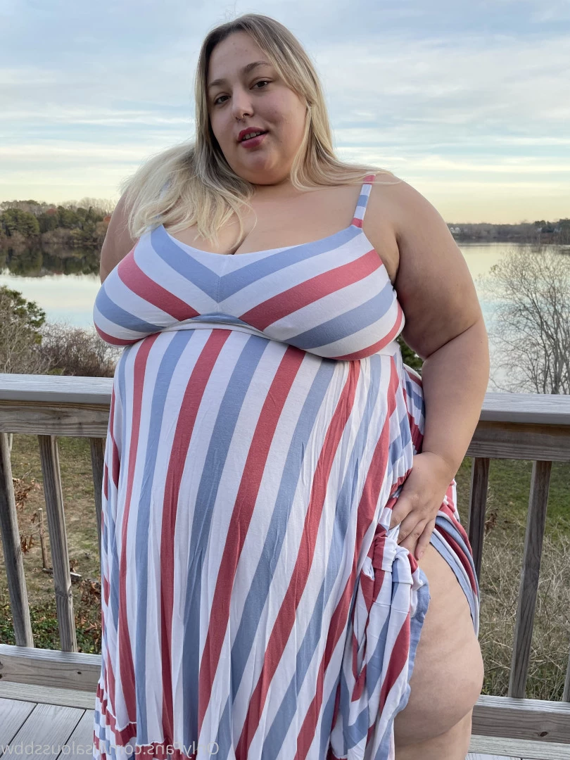 LisaLou [ lisaloussbbw ] Onlyfans leaked photo 6233369 on Hotleaks.tv
