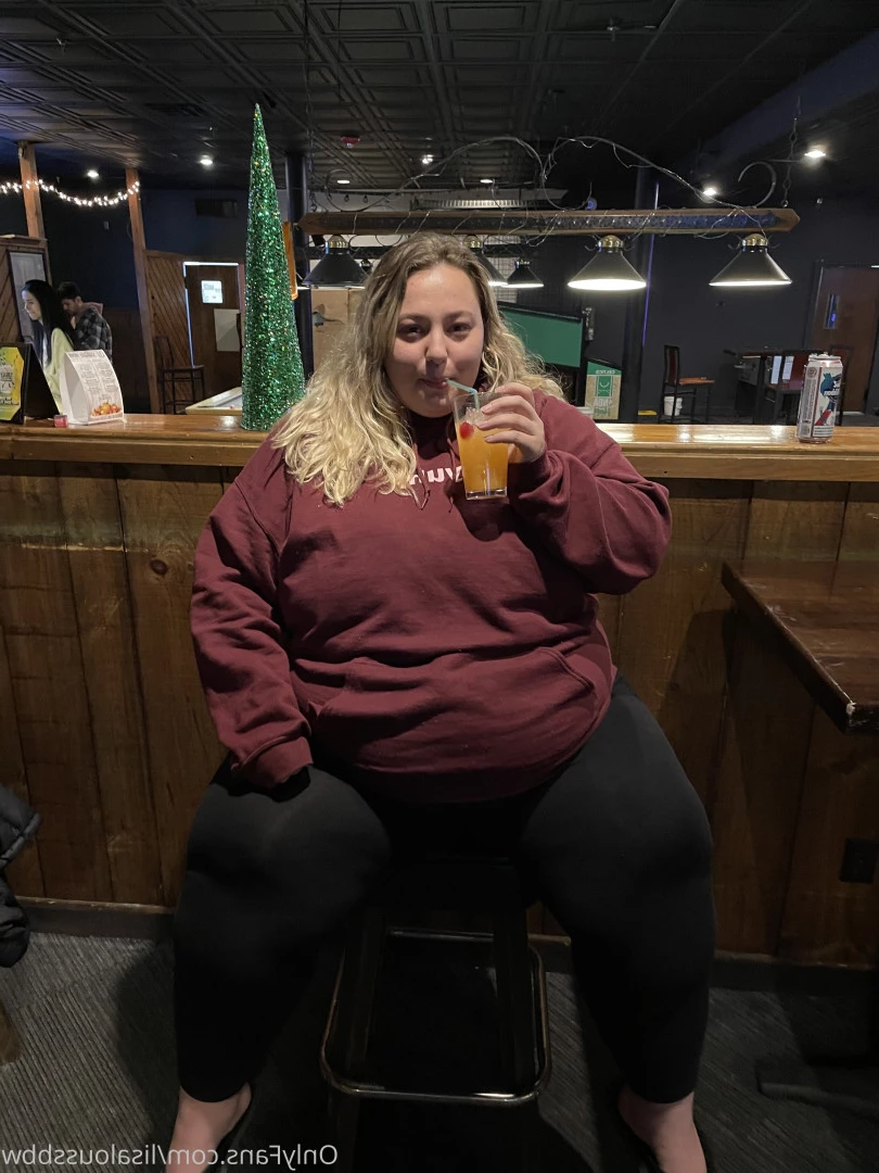 LisaLou [ lisaloussbbw ] Onlyfans leaked photo 6233465 on Hotleaks.tv