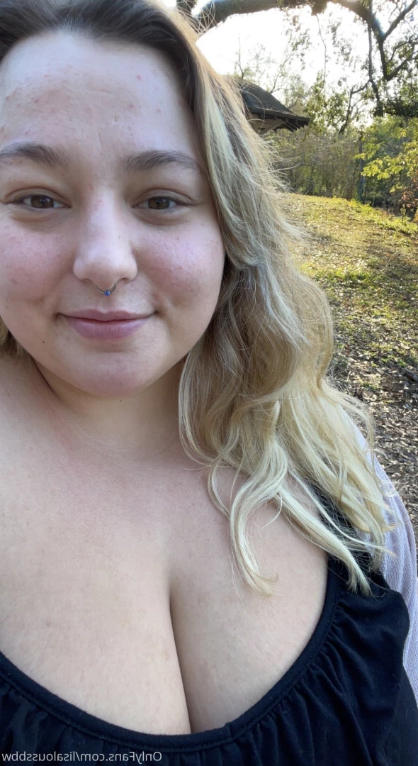 LisaLou [ lisaloussbbw ] Onlyfans leaked photo 6233560 on Hotleaks.tv