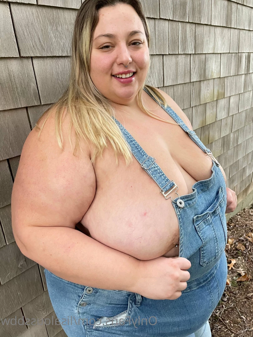 LisaLou [ lisaloussbbw ] Onlyfans leaked photo 6233661 on Hotleaks.tv