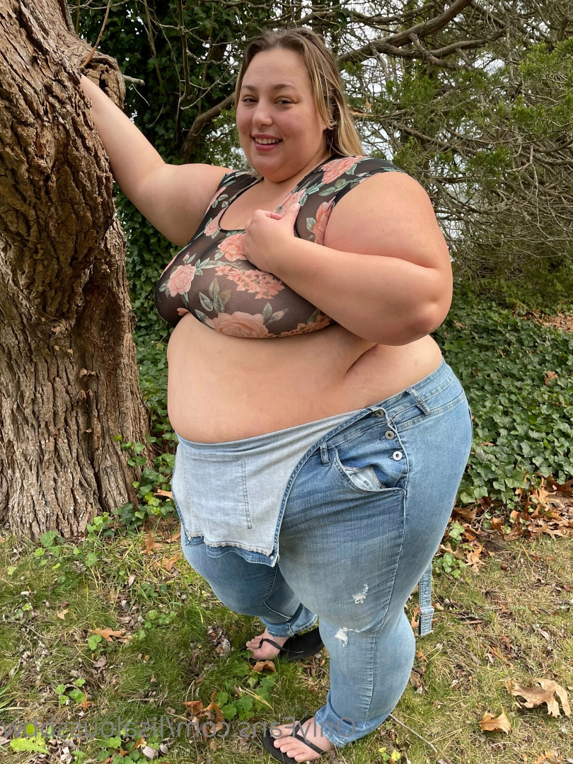 LisaLou [ lisaloussbbw ] Onlyfans leaked photo 6233716 on Hotleaks.tv