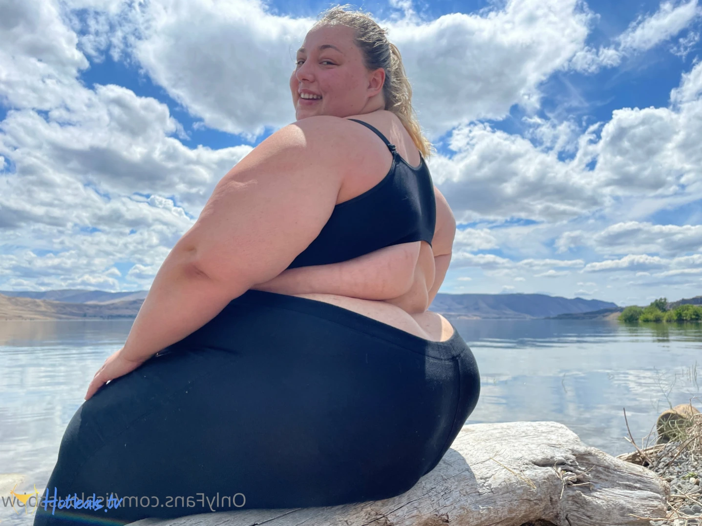 LisaLou [ lisaloussbbw ] Onlyfans leaked photo 6233890 on Hotleaks.tv