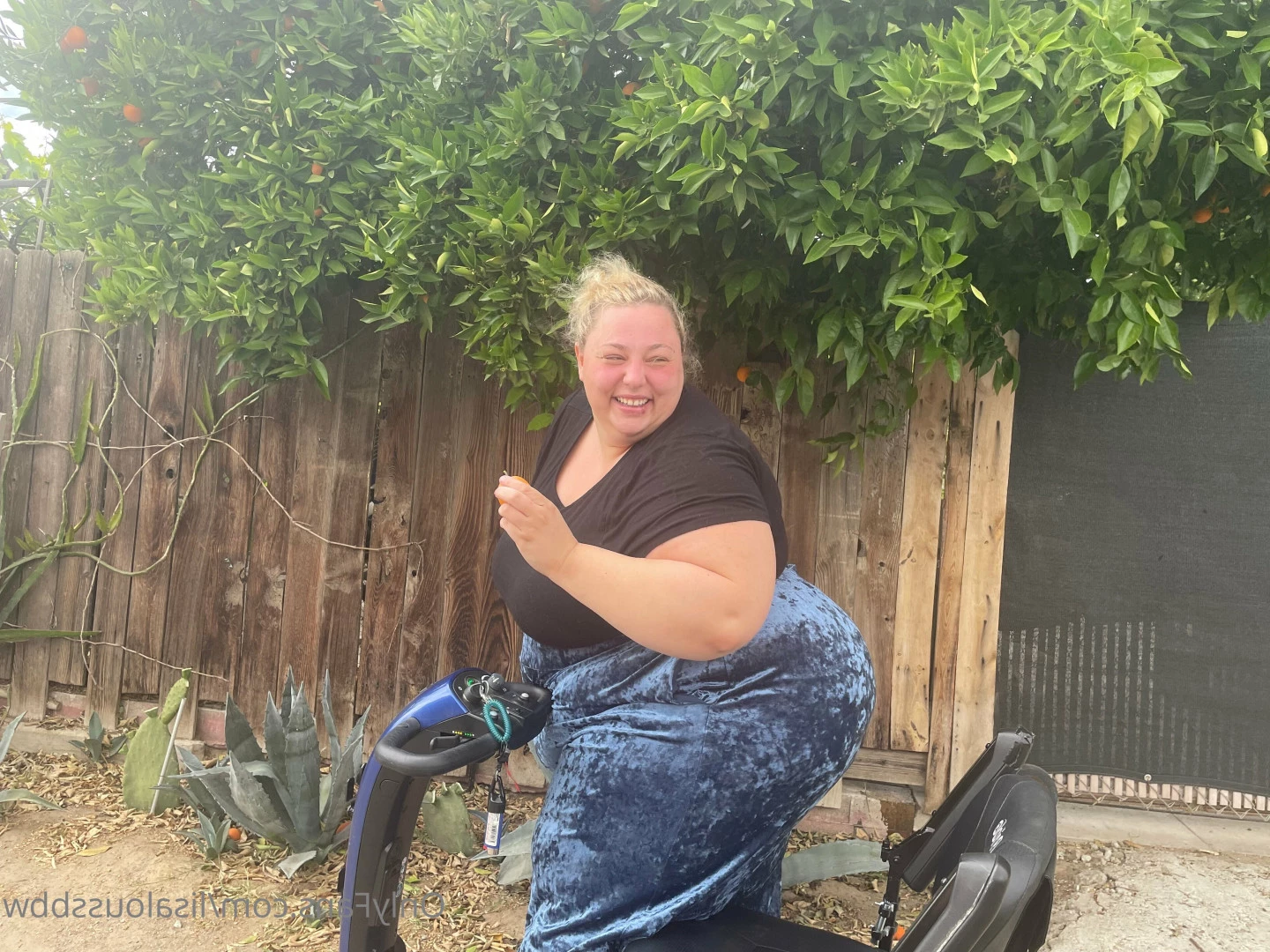 LisaLou [ lisaloussbbw ] Onlyfans leaked photo 6233929 on Hotleaks.tv