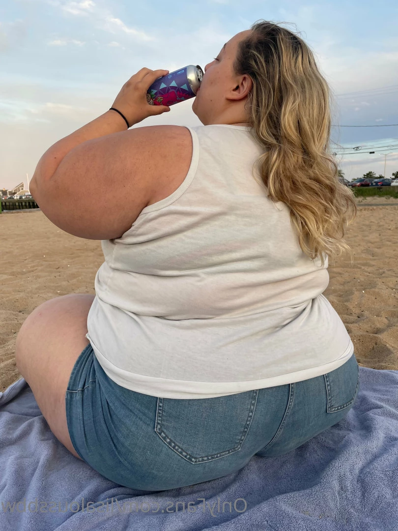 LisaLou [ lisaloussbbw ] Onlyfans leaked photo 6233992 on Hotleaks.tv