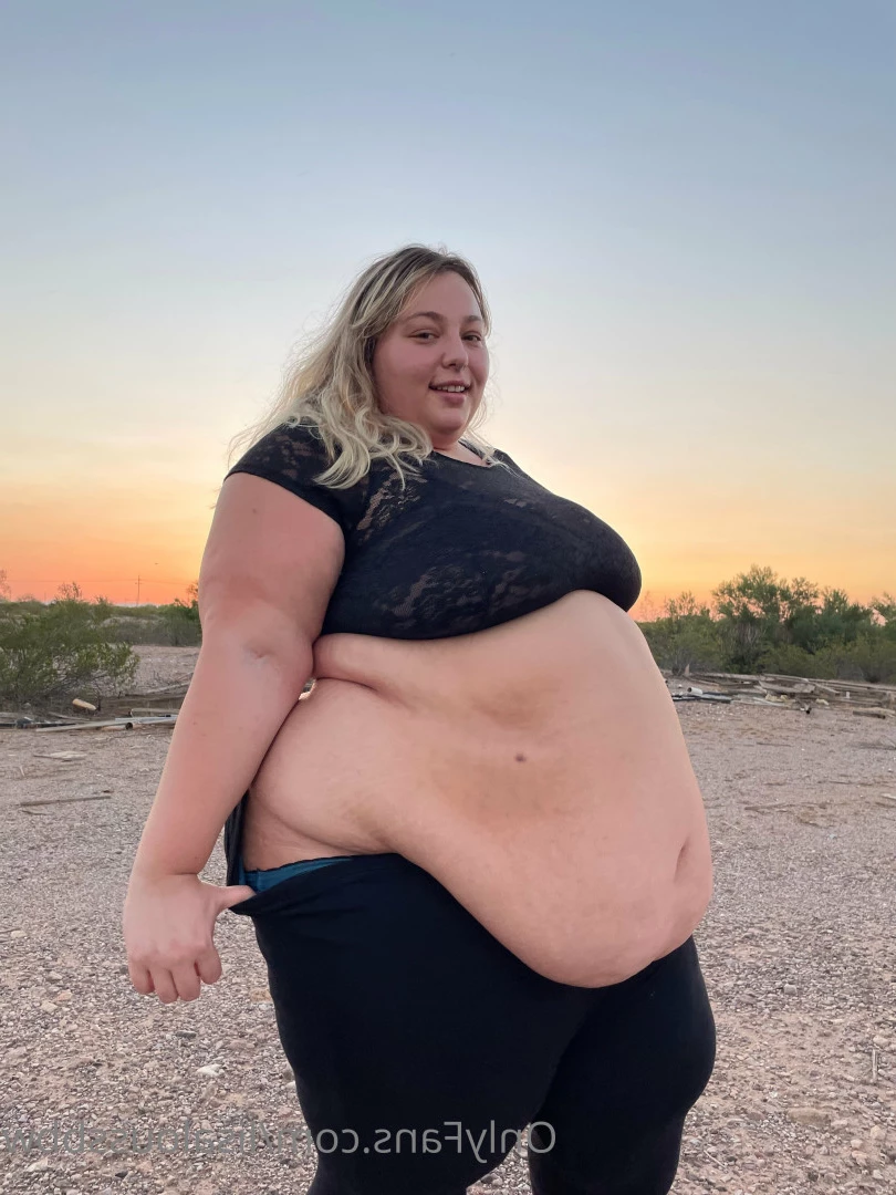 LisaLou [ lisaloussbbw ] Onlyfans leaked photo 6234112 on Hotleaks.tv