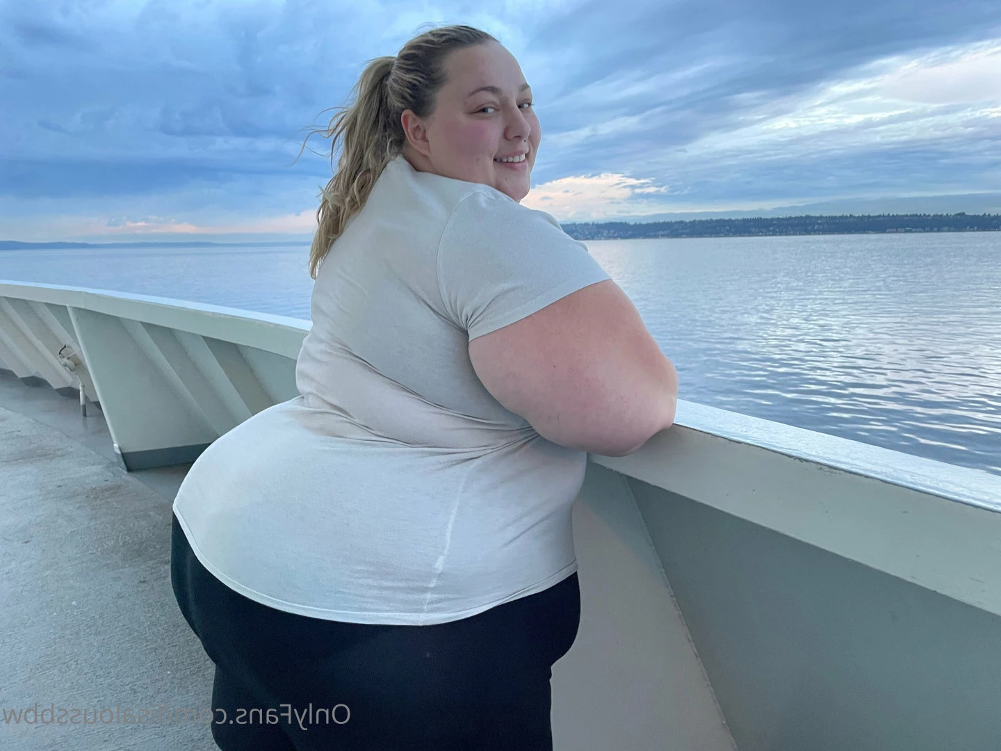 LisaLou [ lisaloussbbw ] Onlyfans leaked photo 6234713 on Hotleaks.tv