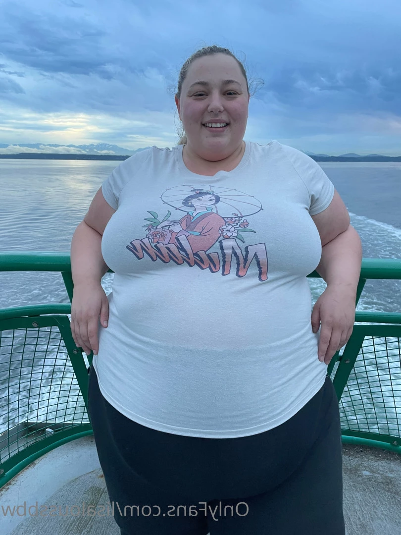 LisaLou [ lisaloussbbw ] Onlyfans leaked photo 6234851 on Hotleaks.tv