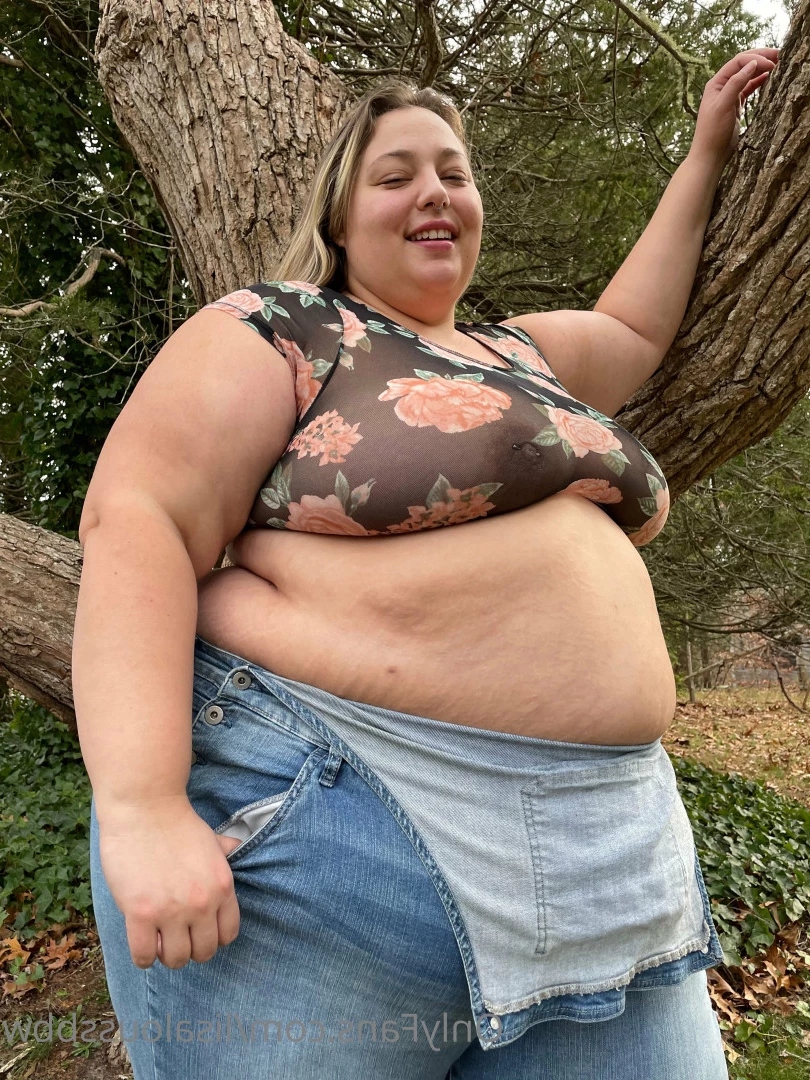 LisaLou [ lisaloussbbw ] Onlyfans leaked photo 6235479 on Hotleaks.tv