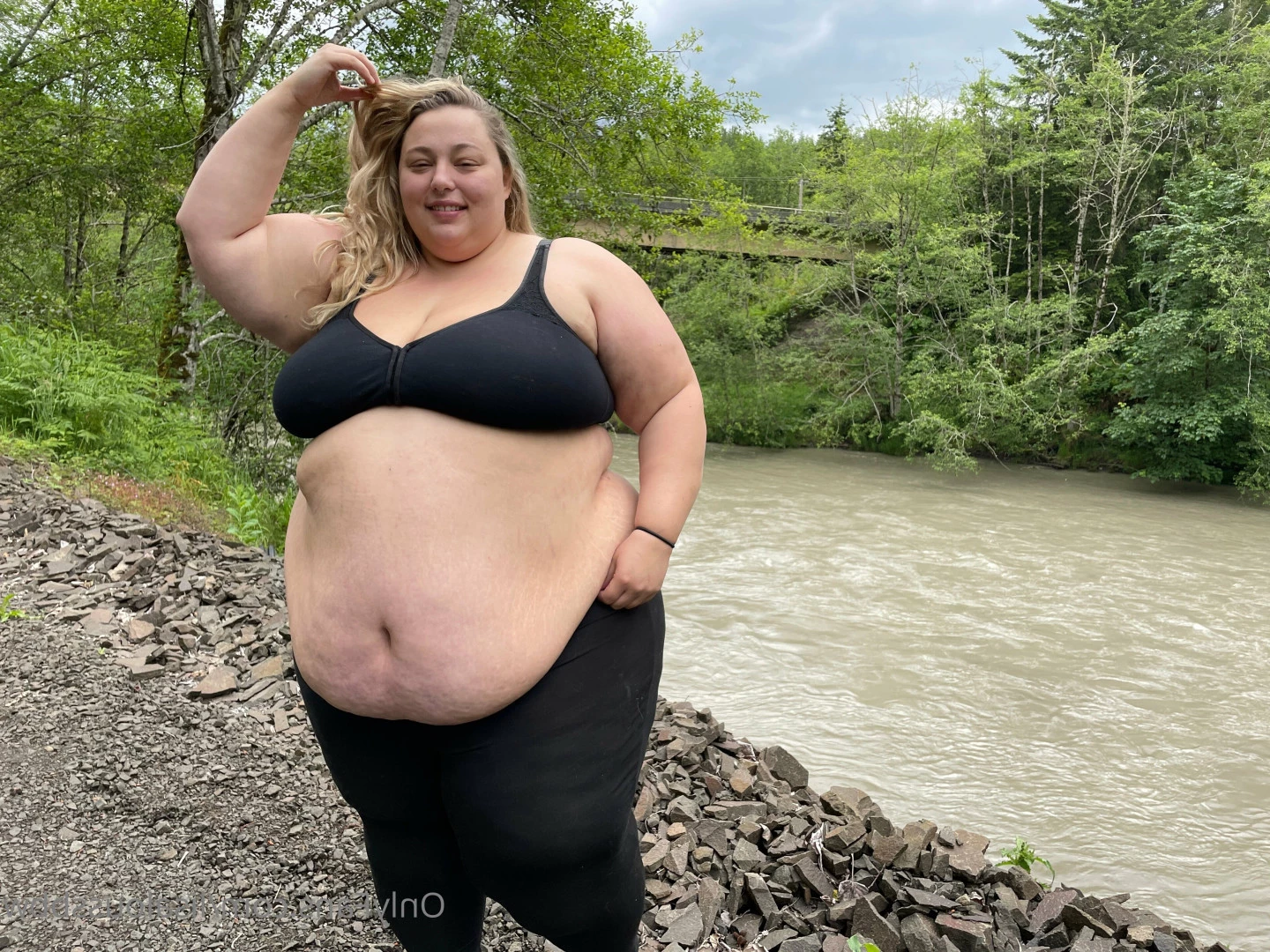 LisaLou [ lisaloussbbw ] Onlyfans leaked photo 6235605 on Hotleaks.tv