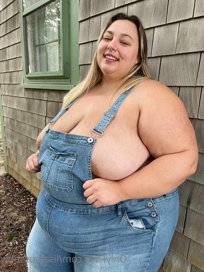 LisaLou [ lisaloussbbw ] Onlyfans leaked photo 6236099 on Hotleaks.tv