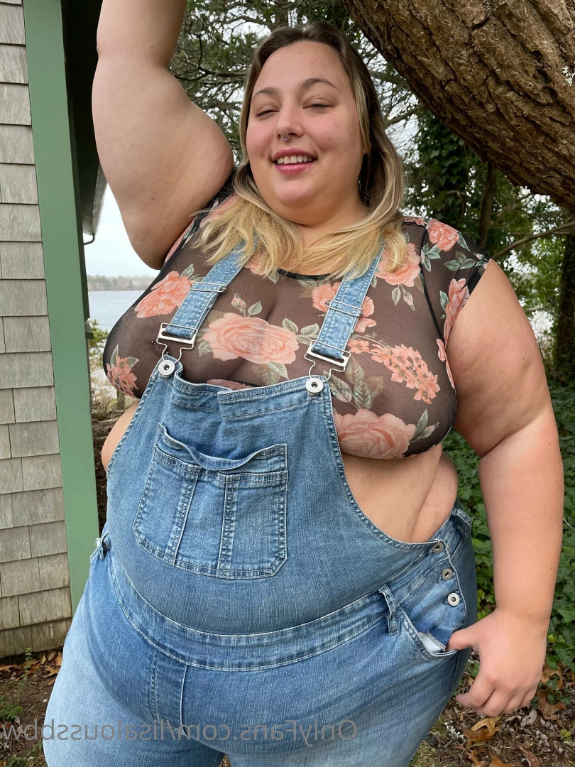 LisaLou [ lisaloussbbw ] Onlyfans leaked photo 6236552 on Hotleaks.tv