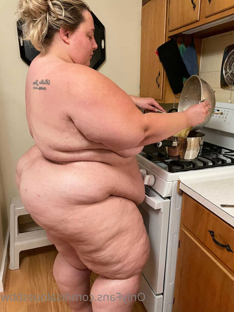 LisaLou [ lisaloussbbw ] Onlyfans leaked photo 6236660 on Hotleaks.tv