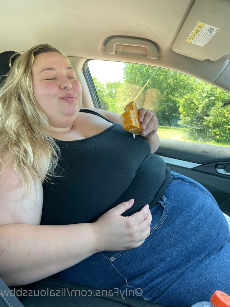 LisaLou [ lisaloussbbw ] Onlyfans leaked photo 6236711 on Hotleaks.tv