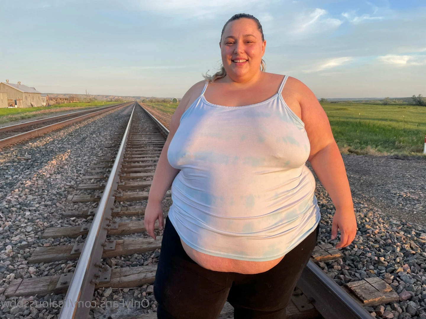 LisaLou [ lisaloussbbw ] Onlyfans leaked photo 6237060 on Hotleaks.tv