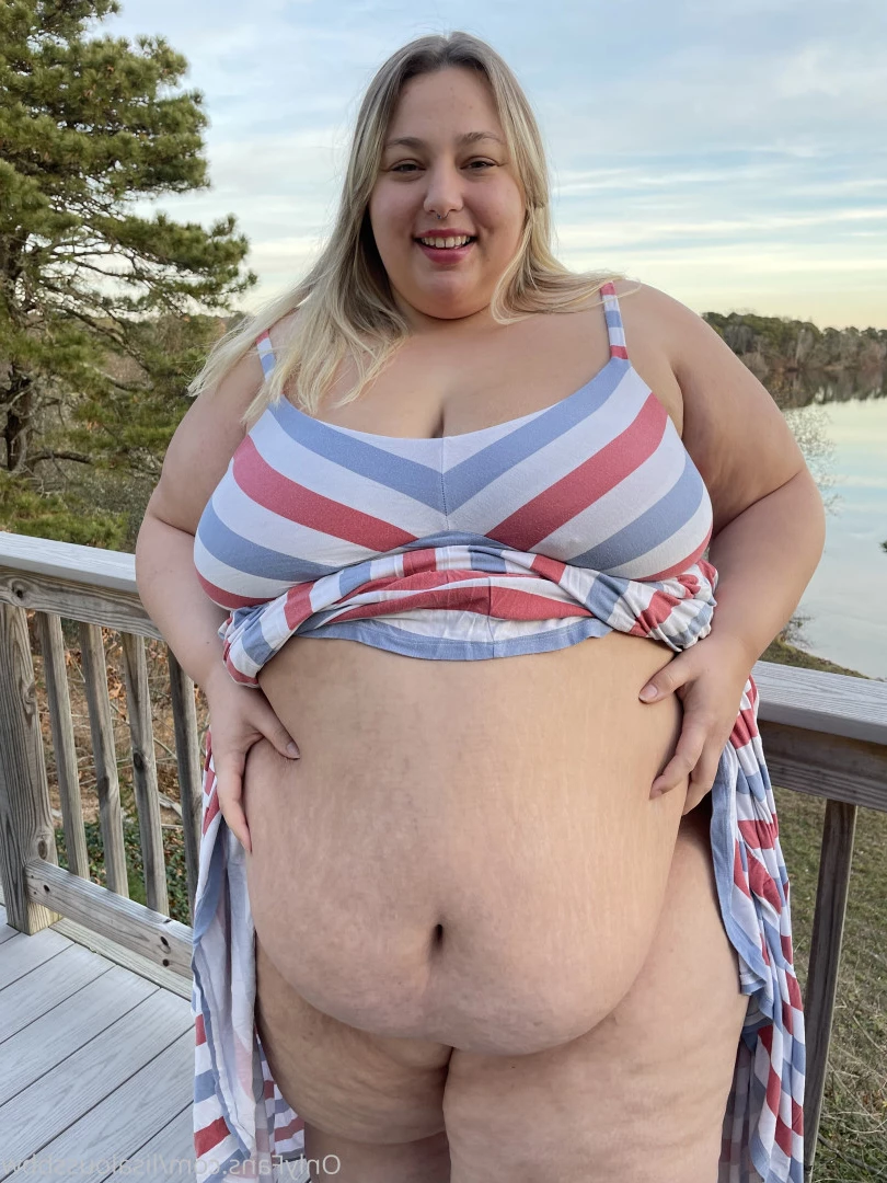 LisaLou [ lisaloussbbw ] Onlyfans leaked photo 6237281 on Hotleaks.tv