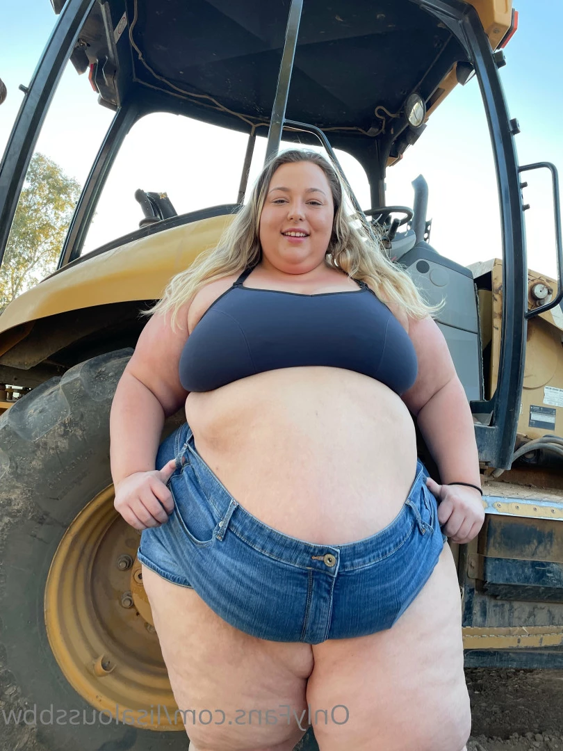 LisaLou [ lisaloussbbw ] Onlyfans leaked photo 6237290 on Hotleaks.tv