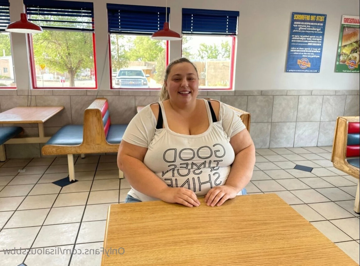 LisaLou [ lisaloussbbw ] Onlyfans leaked photo 6238252 on Hotleaks.tv