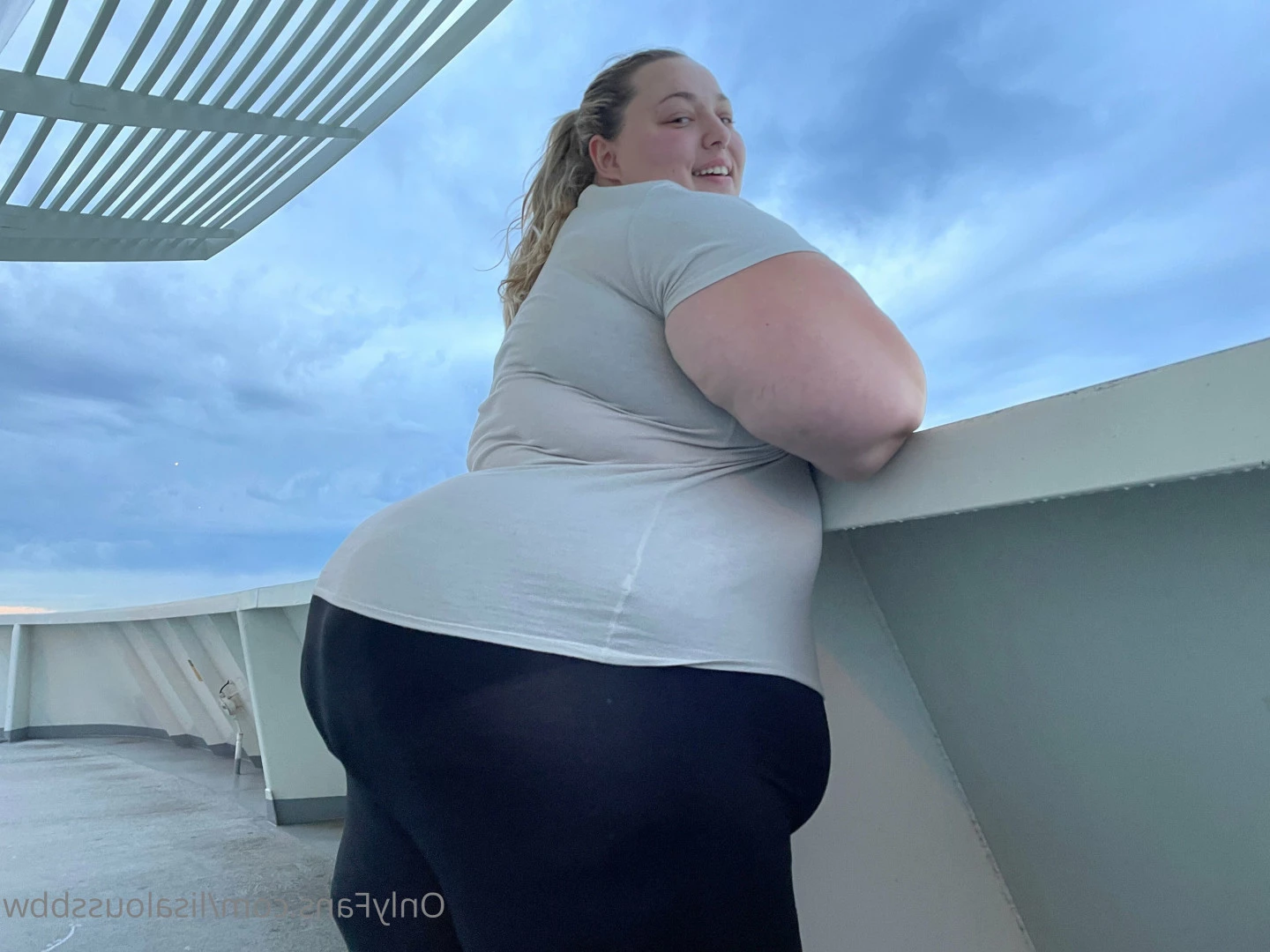 LisaLou [ lisaloussbbw ] Onlyfans leaked photo 6238261 on Hotleaks.tv