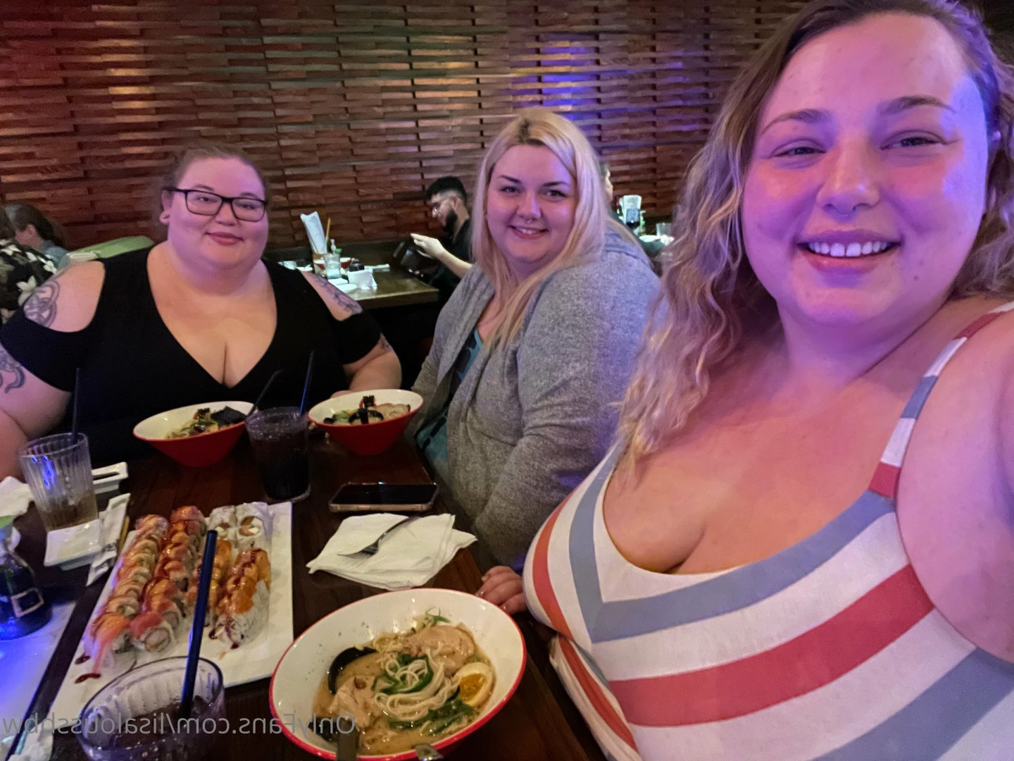 LisaLou [ lisaloussbbw ] Onlyfans leaked photo 6238854 on Hotleaks.tv