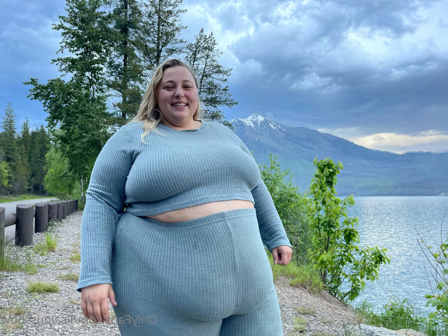 LisaLou [ lisaloussbbw ] Onlyfans leaked photo 6239202 on Hotleaks.tv